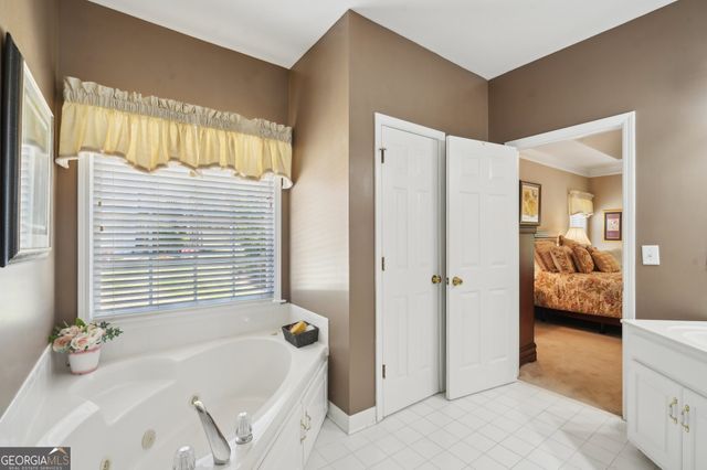2545 Amberbrook Lane, Grayson, GA 30017