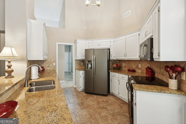 2545 Amberbrook Lane, Grayson, GA 30017