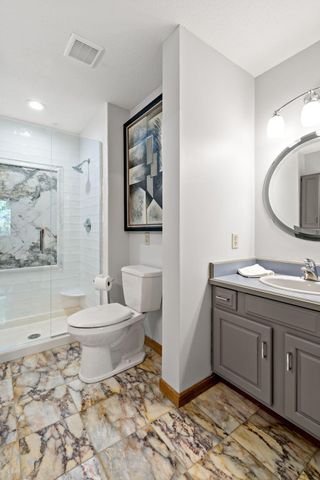 7600 Eileen Street, Eden Prairie, MN 55346