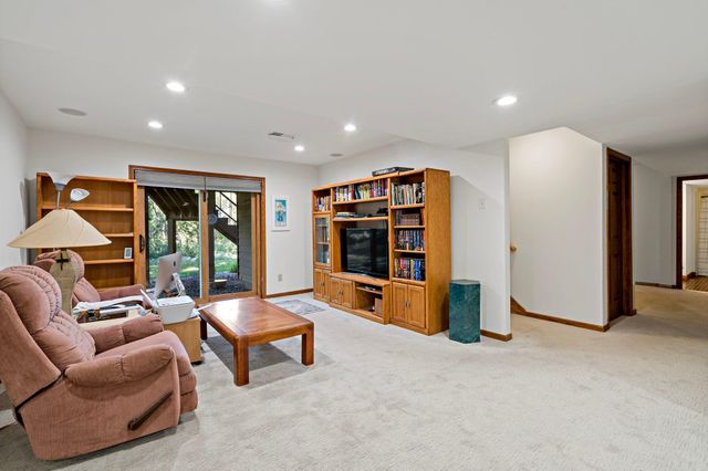 7600 Eileen Street, Eden Prairie, MN 55346