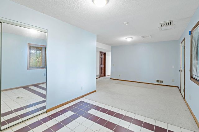 7600 Eileen Street, Eden Prairie, MN 55346