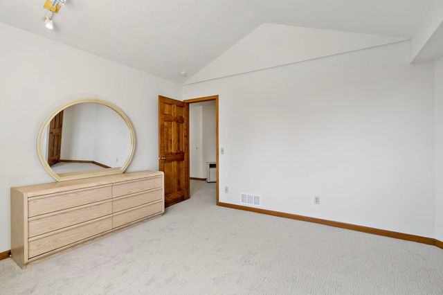 7600 Eileen Street, Eden Prairie, MN 55346