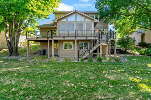 7600 Eileen Street, Eden Prairie, MN 55346