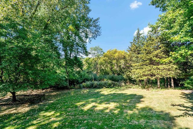 7600 Eileen Street, Eden Prairie, MN 55346