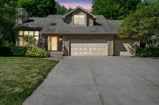 7600 Eileen Street, Eden Prairie, MN 55346