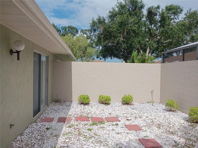 4154 CENTER POINTE CIRCLE 57A, Sarasota, FL 34233