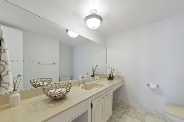 2751 S Ocean Drive 505N, Hollywood, FL 33019