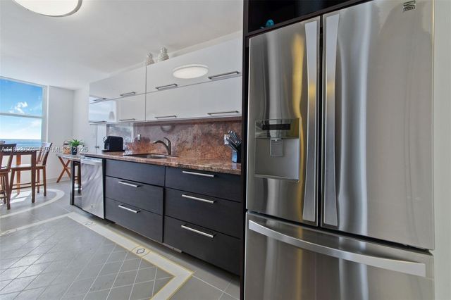 2751 S Ocean Drive 505N, Hollywood, FL 33019