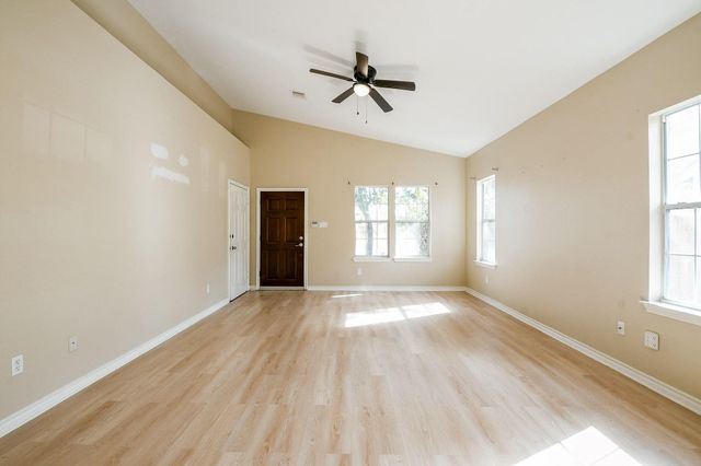 7024 Eastwood Street, Houston, TX 77021