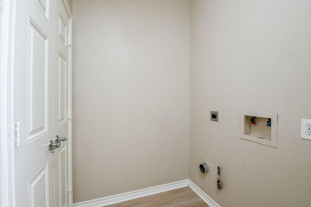 7024 Eastwood Street, Houston, TX 77021