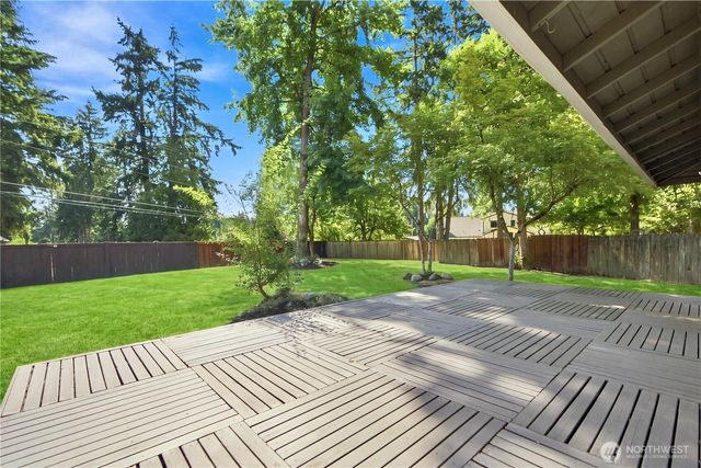 17921 NE 27th Street, Redmond, WA 98052