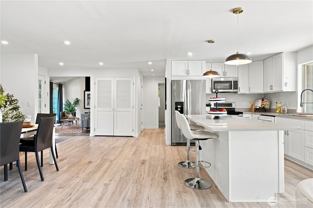 17921 NE 27th Street, Redmond, WA 98052
