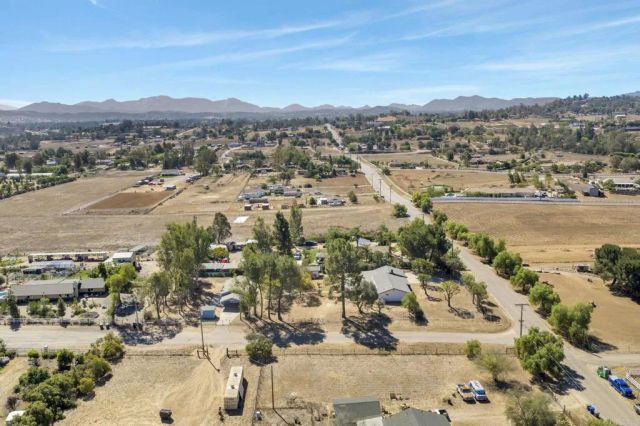 1717 Pine, Ramona, CA 92065