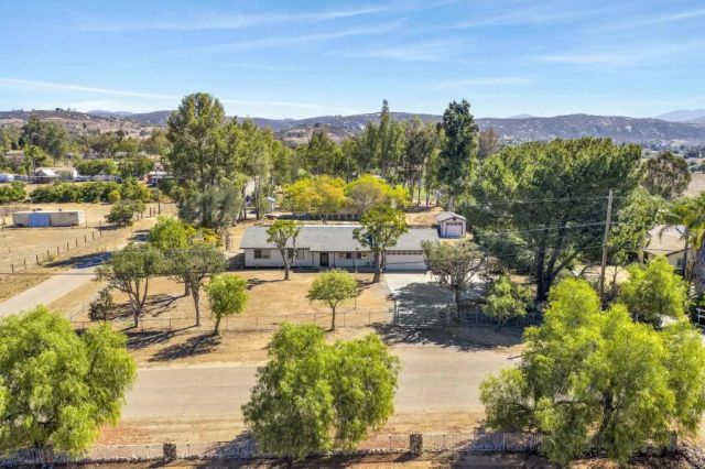 1717 Pine, Ramona, CA 92065