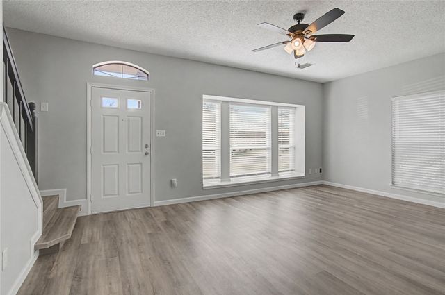 718 Argone Court, Euless, TX 76039