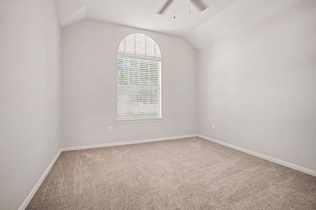 11 Mary Lou Court, Mansfield, TX 76063