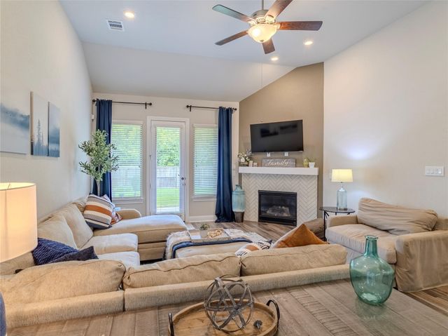 10923 Texas Rose Drive, Missouri City, TX 77459