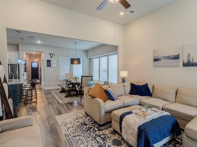 10923 Texas Rose Drive, Missouri City, TX 77459