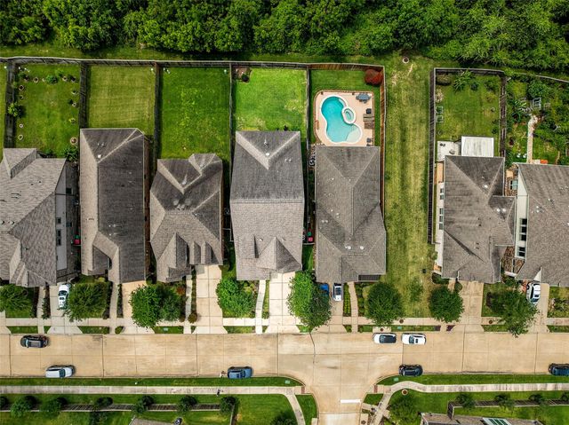 10923 Texas Rose Drive, Missouri City, TX 77459