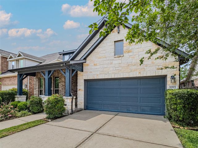 10923 Texas Rose Drive, Missouri City, TX 77459
