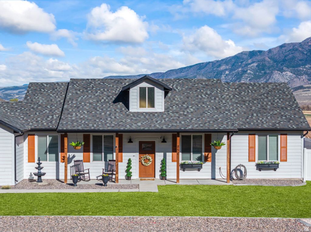 850 N 200 E, Elsinore, UT 84724