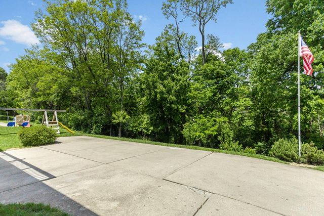 1813 Tuxworth Avenue, Cincinnati, OH 45238