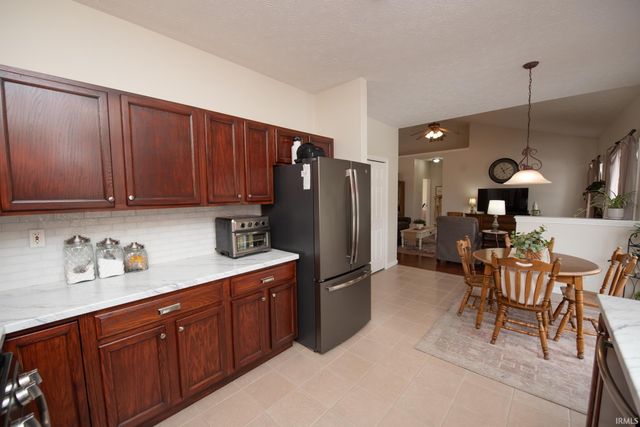 245 W Ramey Street, Rossville, IN 46065