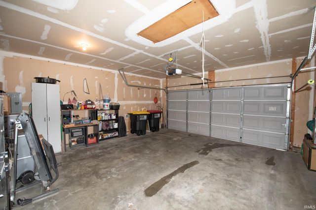 245 W Ramey Street, Rossville, IN 46065