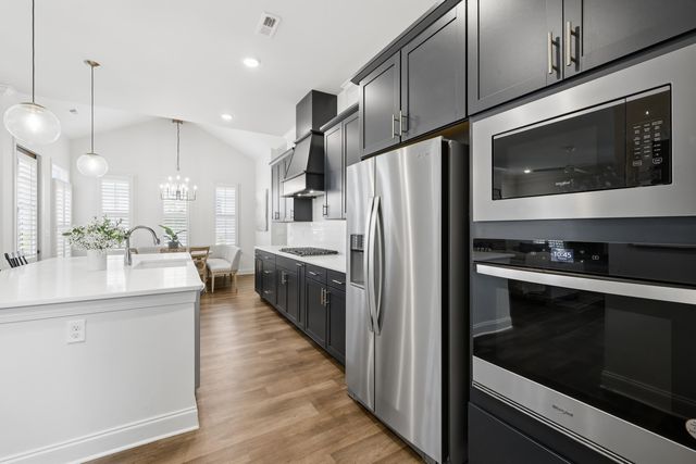 1757 Farmstead Drive, Hixson, TN 37343