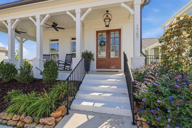 1757 Farmstead Drive, Hixson, TN 37343
