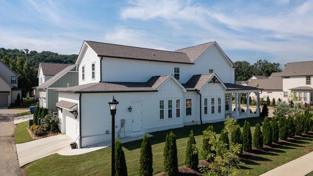 1757 Farmstead Drive, Hixson, TN 37343
