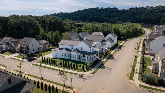 1757 Farmstead Drive, Hixson, TN 37343