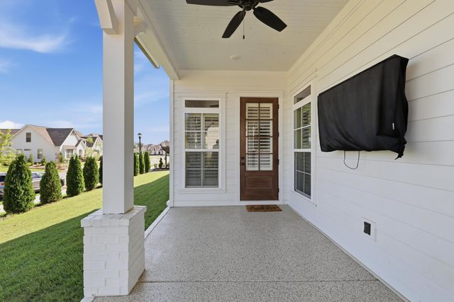 1757 Farmstead Drive, Hixson, TN 37343
