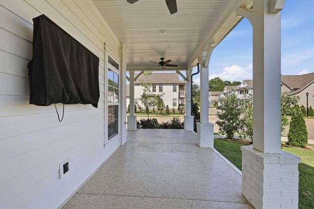 1757 Farmstead Drive, Hixson, TN 37343