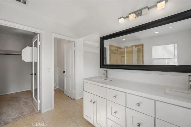 28907 Mirada Circulo, Valencia, CA 91354