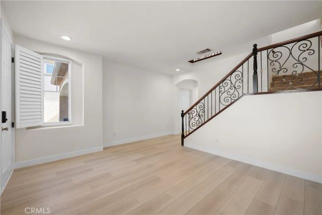 28907 Mirada Circulo, Valencia, CA 91354