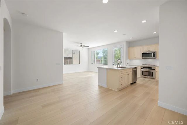 28907 Mirada Circulo, Valencia, CA 91354