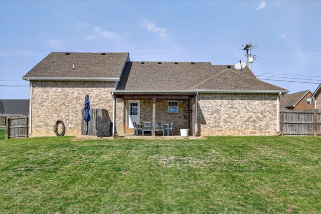 301 Richmonds Retreat Blvd, Christiana, TN 37037