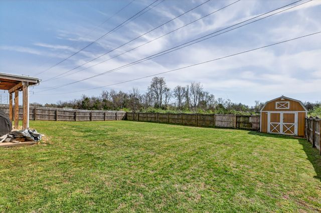 301 Richmonds Retreat Blvd, Christiana, TN 37037