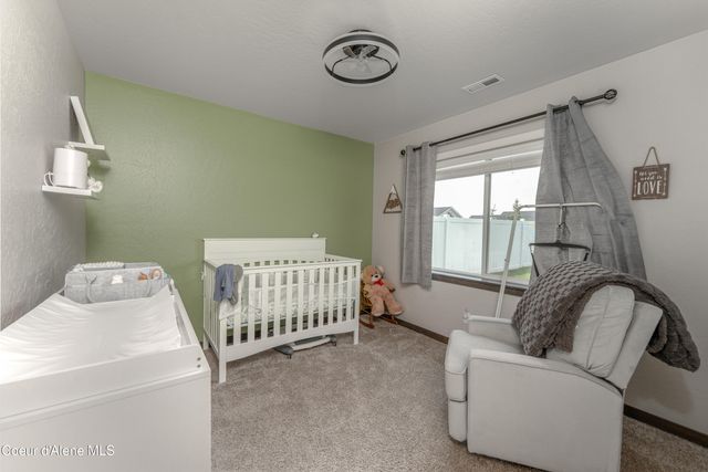 3885 N Pradera LN, Post Falls, ID 83854