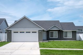3885 N Pradera LN, Post Falls, ID 83854