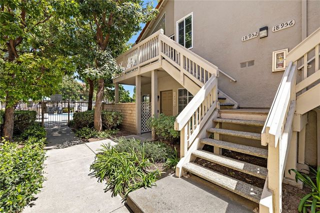 18952 Canyon View, Lake Forest, CA 92679