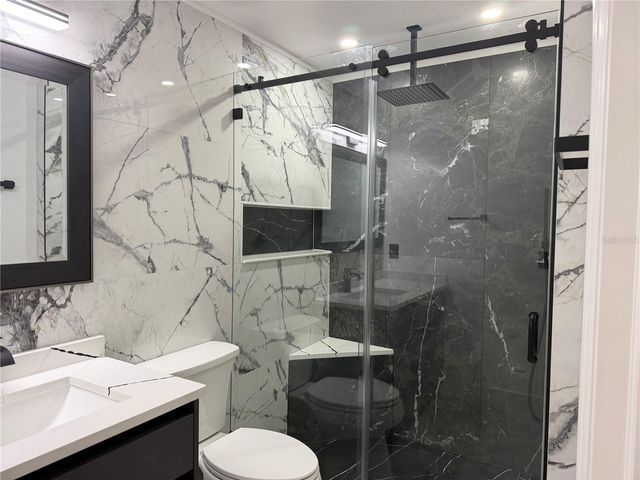 12414 BALERIA CV 109, Orlando, FL 32837