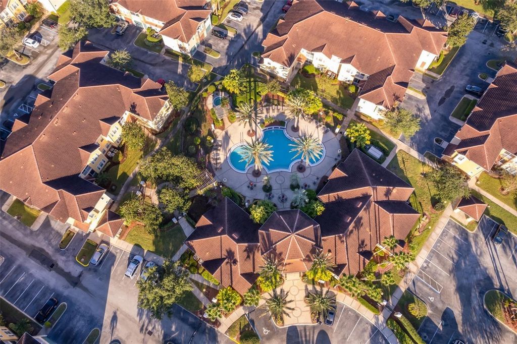 Image 15 of property listing at 12414 BALERIA CV 109, Orlando, FL 32837