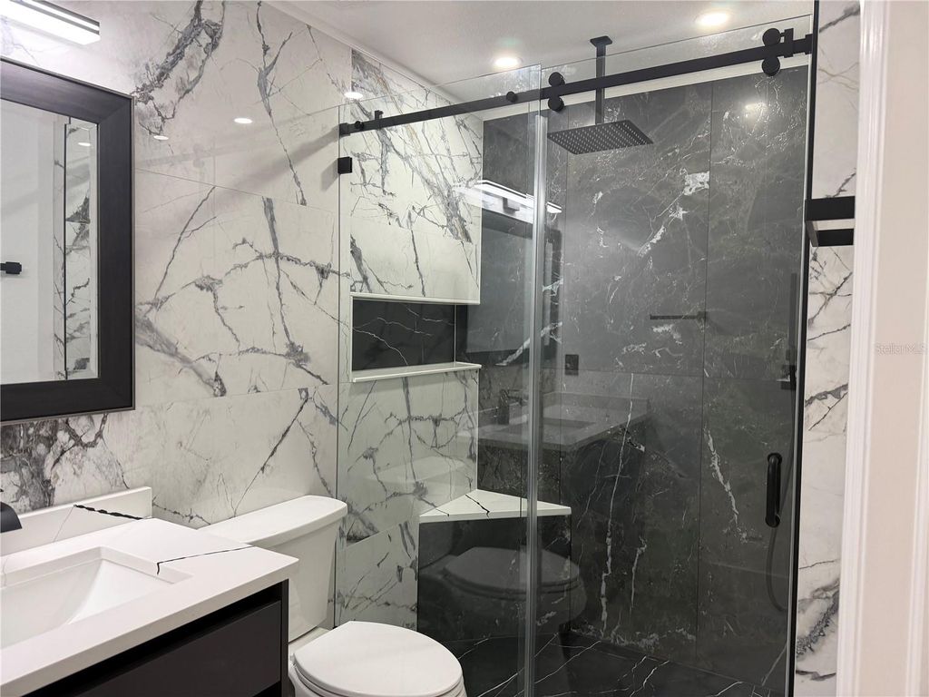 Image 3 of property listing at 12414 BALERIA CV 109, Orlando, FL 32837