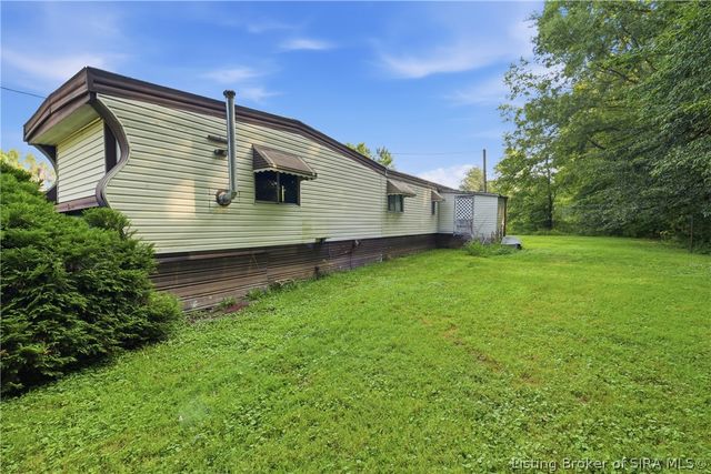 19604 Lakeview Drive, Charlestown, IN 47111