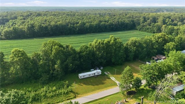 19604 Lakeview Drive, Charlestown, IN 47111