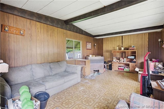 19604 Lakeview Drive, Charlestown, IN 47111