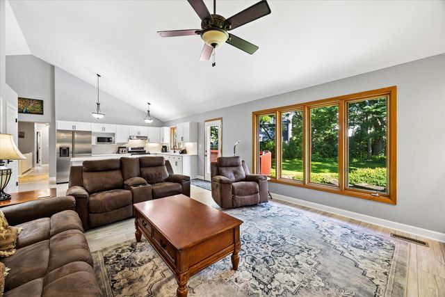 1153 Brighton Road, Naperville, IL 60563
