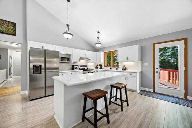 1153 Brighton Road, Naperville, IL 60563